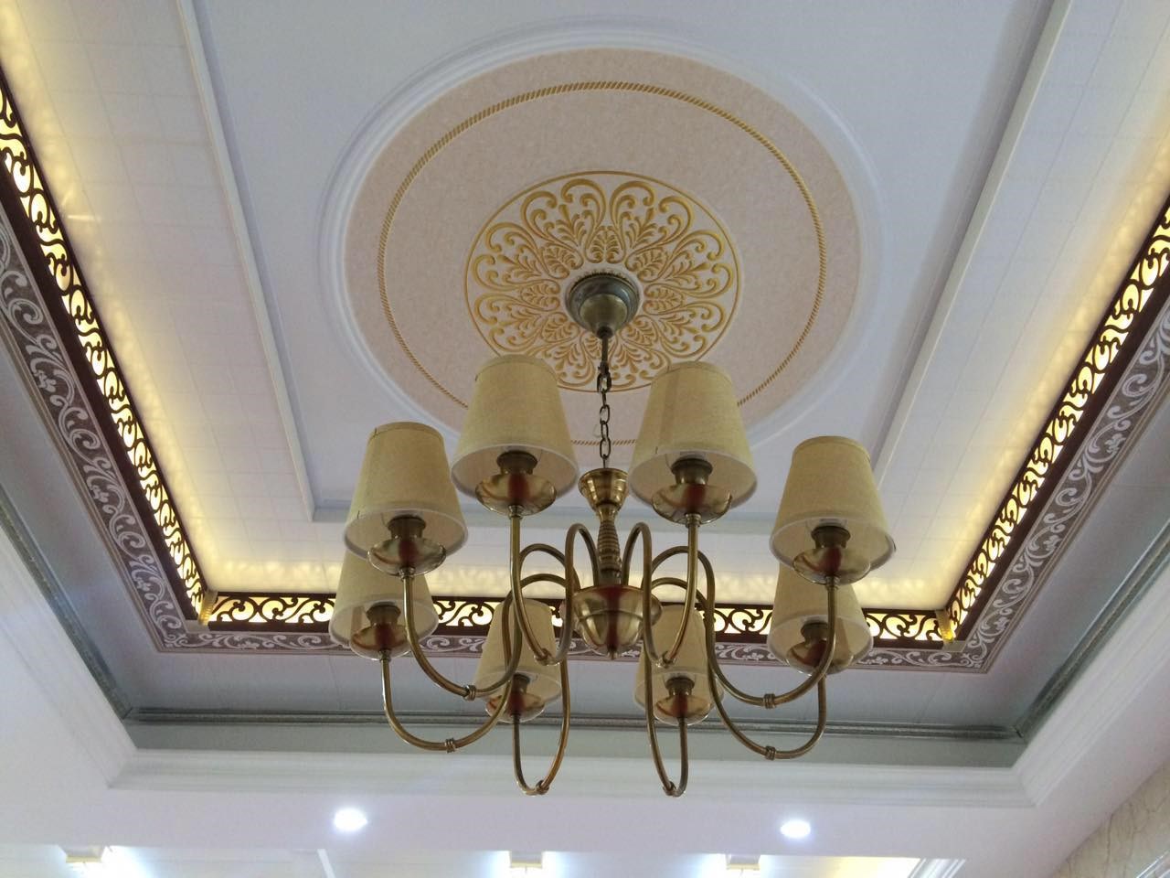 小點綴，大改變，讓全屋吊頂更具藝術感